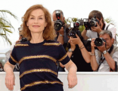 French actress and Jury president Isabelle Huppert KEYSTONE CHRISTOPHE KARABA.png