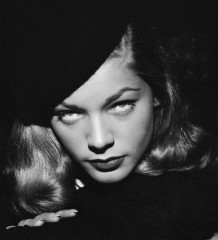 Lauren-Bacall-legende-d-Hollywood-est-decedee_portrait_w532[1].jpg