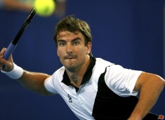 tommy-robredo-2010-1-7-2-42-37[1].jpg